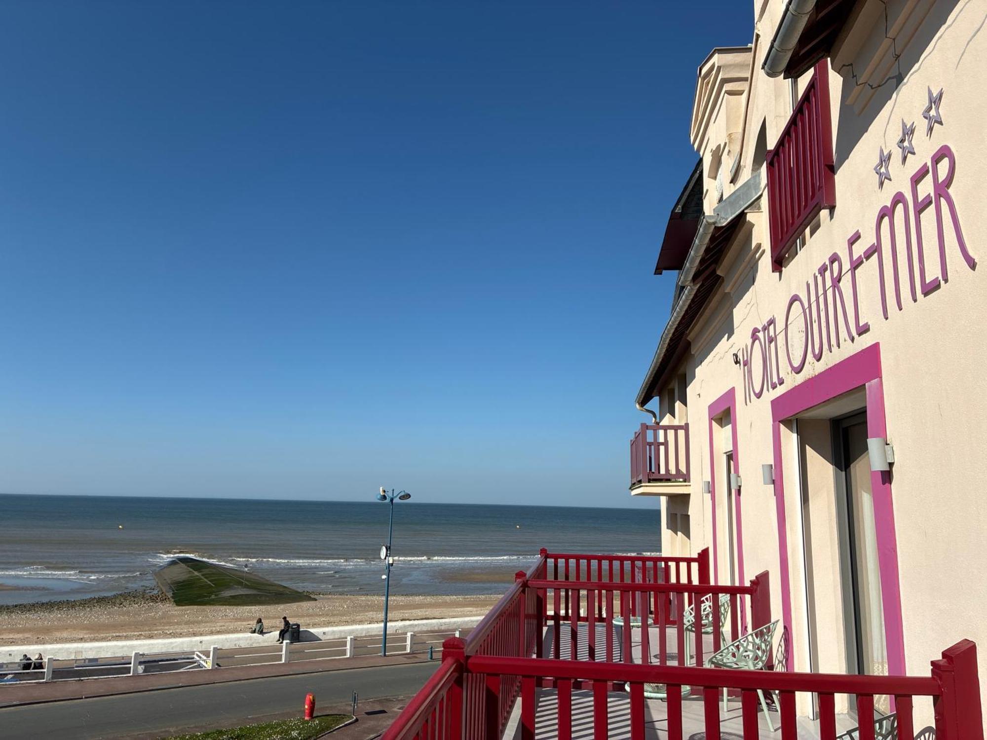 Hotel Outre-Mer - Villa Le Couchant Villers-sur-Mer Exterior foto